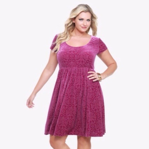 torrid Dresses & Skirts - Torrid Purple Velvet Dress Size 3X